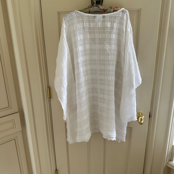 CAROL TURNER TUNIC (L) WITH A ROUNDED V-NECK/EUC - Picture 2 of 3